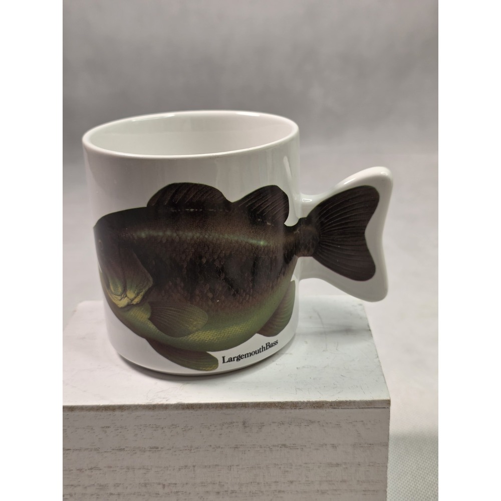 Salamander Largemouth Bass Fish Mug Tail Handle 1990 Taiwan